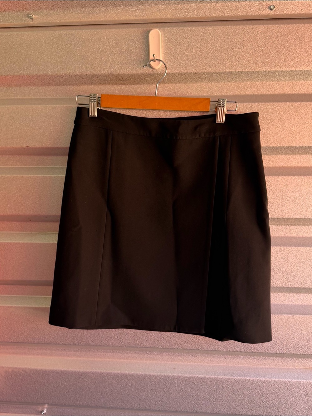 Theory crossover mini skirt